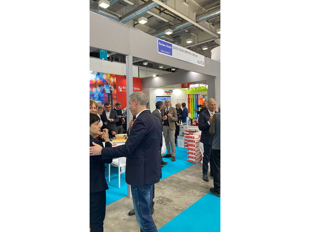 Villaggio ASCOMUT 20 anni a MECSPE immagine 7